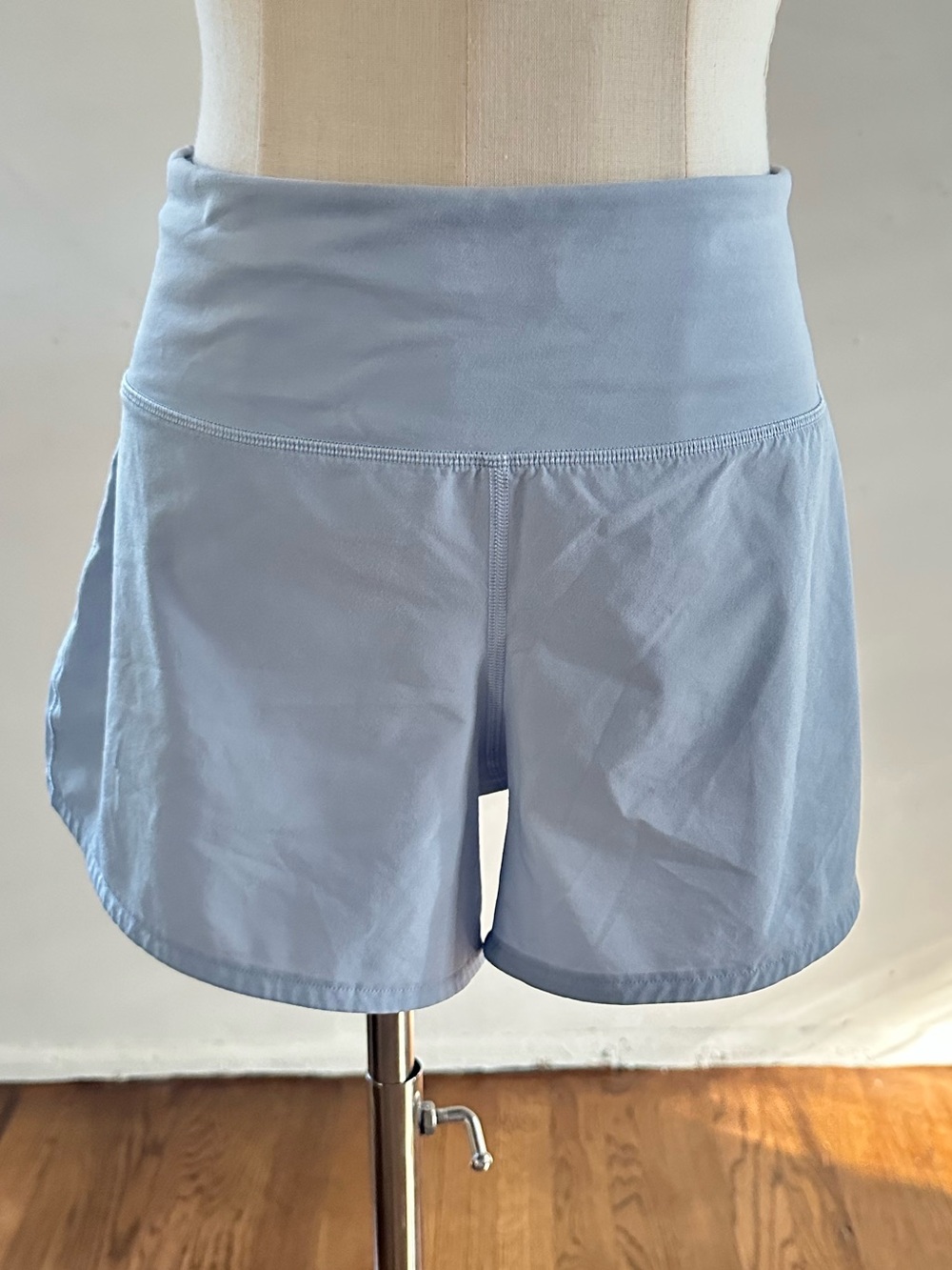 Lululemon Light Blue Athletic Shorts Skort Zip Pocket Size 12
